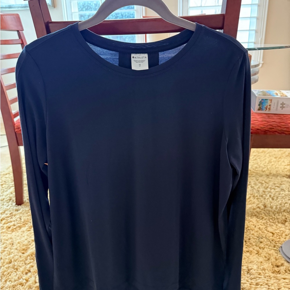 Athleta Black Crew Neck Top